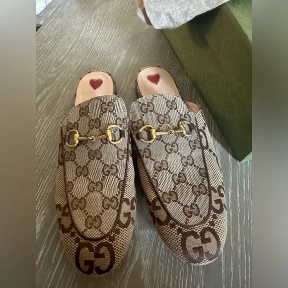 Gucci Loafers - Picture 3 of 7